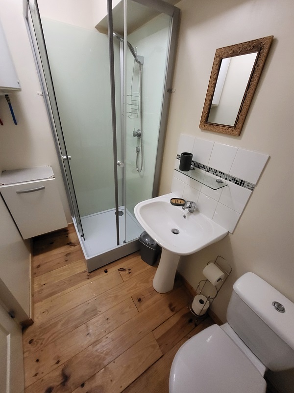 room 2 photo